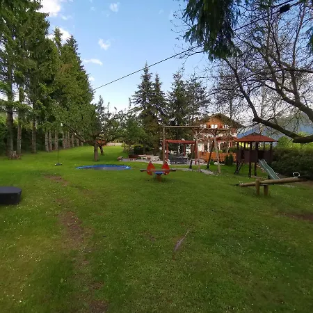 Kaerntnerhof & 3 Отель 3*