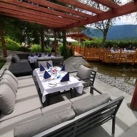 Hotel Kaerntnerhof & 3