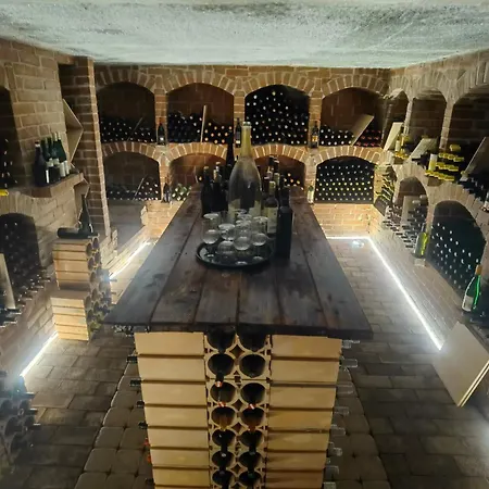 Отель Kaerntnerhof & 3 3*