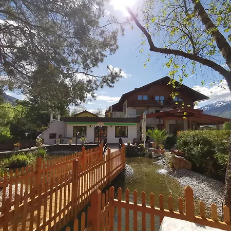 Hotel Kaerntnerhof & 3 Presseggersee