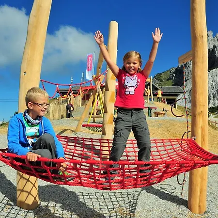 Kaerntnerhof & 3 Hotel Presseggersee