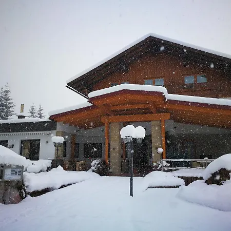 Kaerntnerhof & 3 Hotel Presseggersee