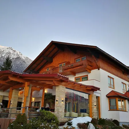 Hotel Kaerntnerhof & 3 3*