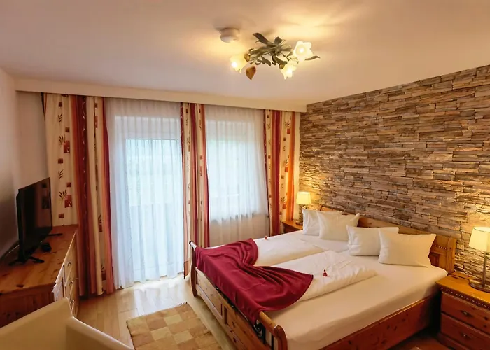 Kaerntnerhof & 3 Hotel Presseggersee