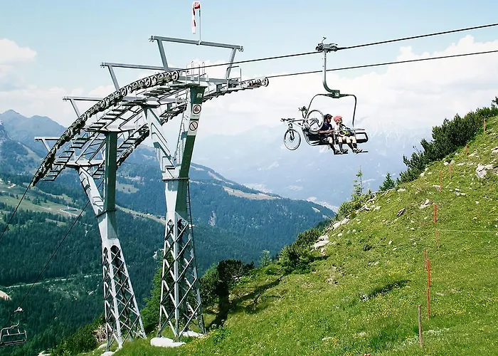 Hotel Kaerntnerhof & 3