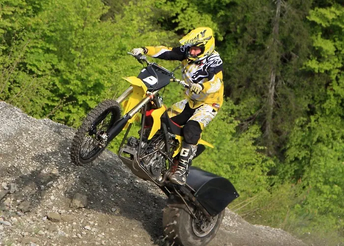 Hotel Kaerntnerhof & 3